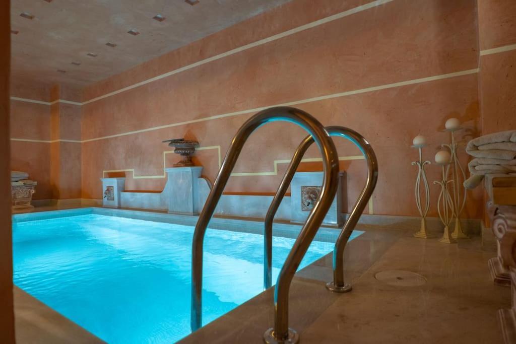 Unique Room With Indoor Pool & Attic Alli Meria 외부 사진