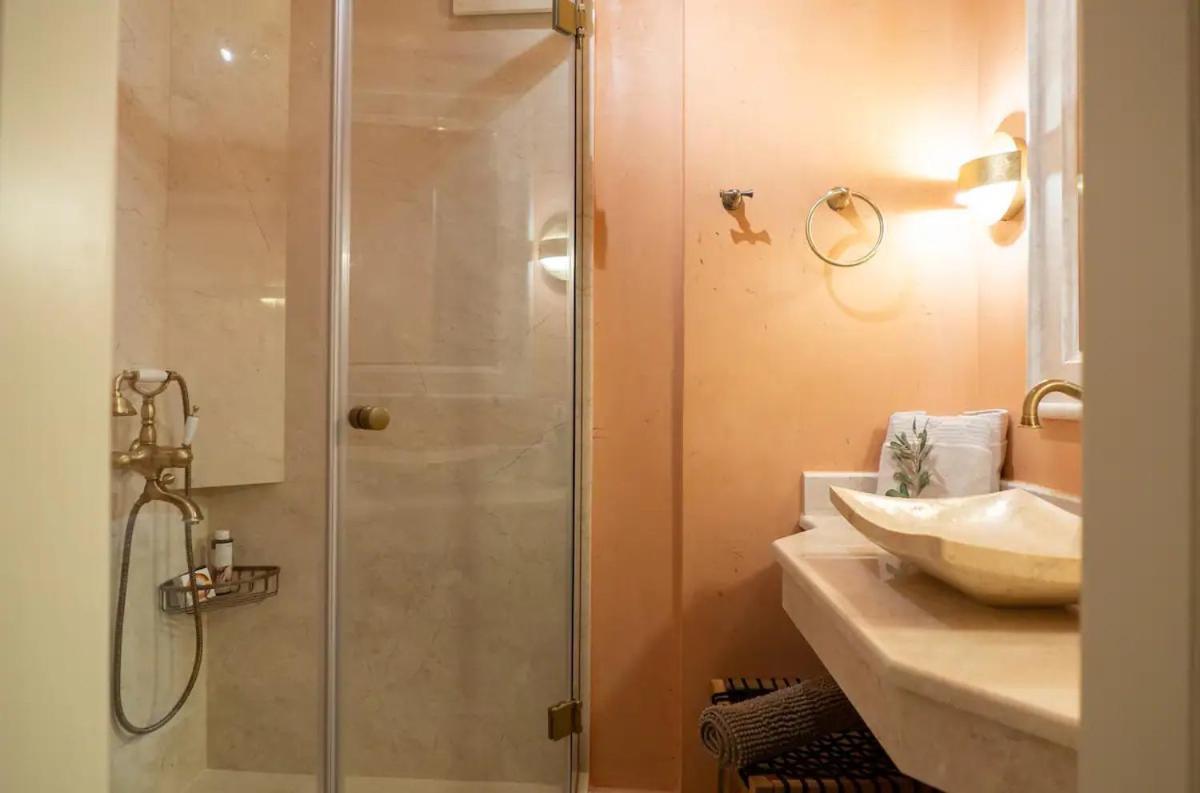 Unique Room With Indoor Pool & Attic Alli Meria 외부 사진